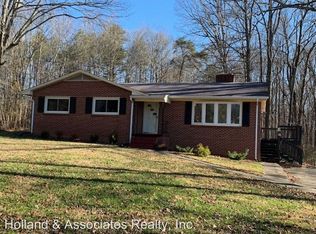 221 Busick Rd, Reidsville, NC 27320