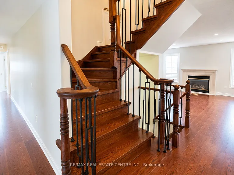 904 Zelinsky Cres — Photo 13