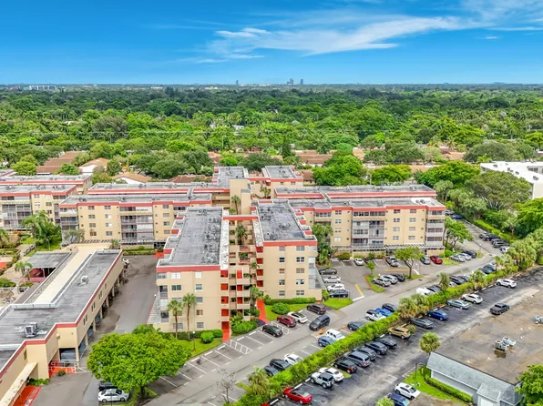 410 NW 68th Avenue #301, Plantation, FL 33317