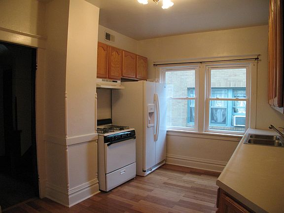 5th image of 1206 N Elmwood Ave APT A