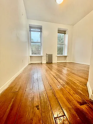 Rented by Compass | media 18