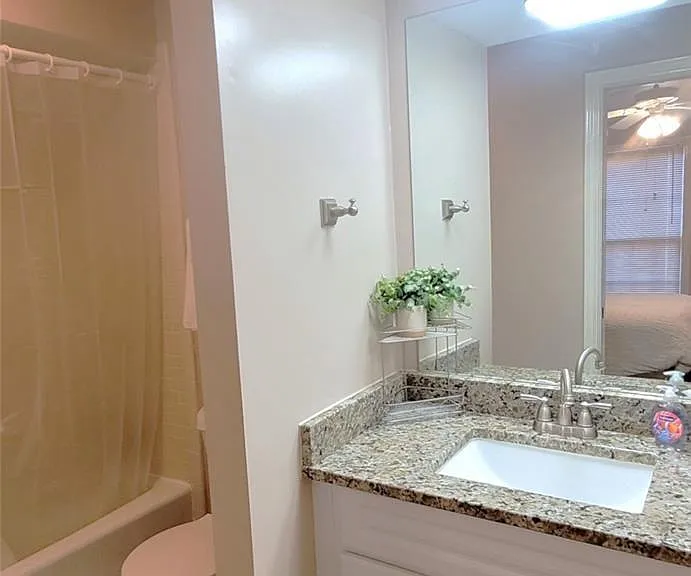 1115 Autrey St #5 — Photo 12