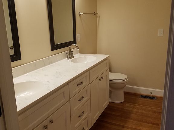 5th image of 160 Styers St