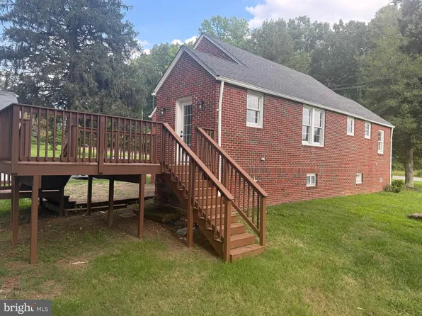 10516 Bird River Rd, Middle River, MD 21220