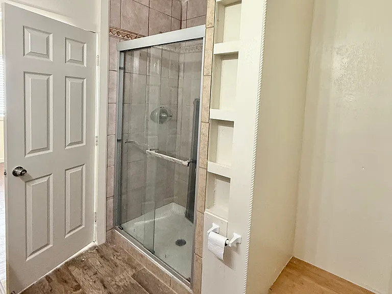 139 W Yosemite Ave #1 — Photo 9