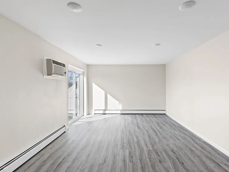 3 Tremont Pl #553-561 — Photo 6