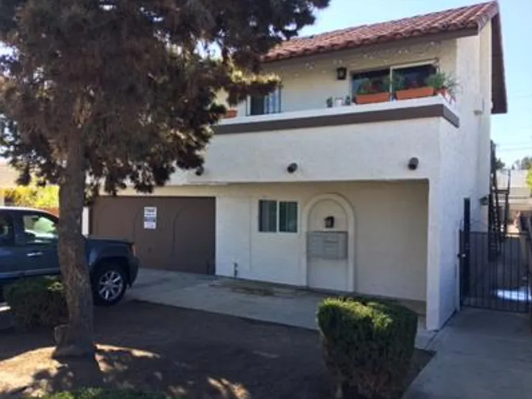 4162 Estrella Ave #1 — Photo 1
