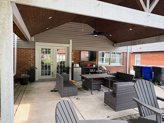 4th image of 11555 S Sacramento Dr