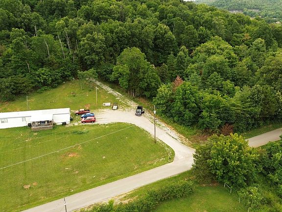 3rd image of 414 McWhorter Rd