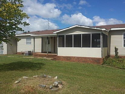 2nd image of 105 Griswold Dr