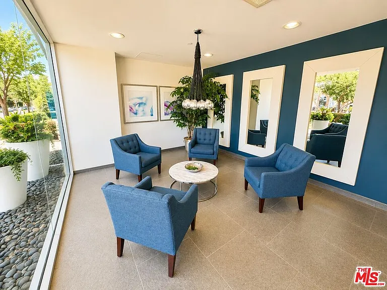 7857 W Manchester Ave #Penthouse 6 — Photo 5