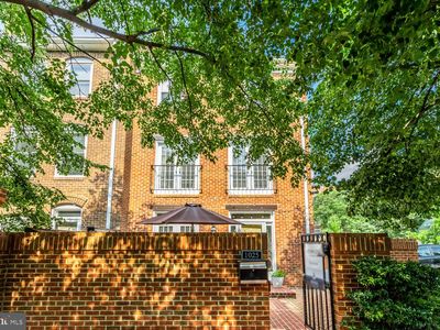 1025 N Stafford St, Arlington, VA, 22201