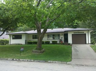2875 Shiras Ave, Dubuque, IA 52001