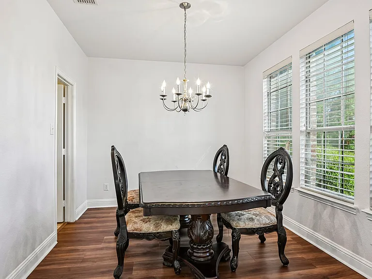 6006 Shadywood Ln — Photo 26