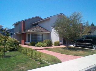 25 Brookstone, Irvine, CA 92604