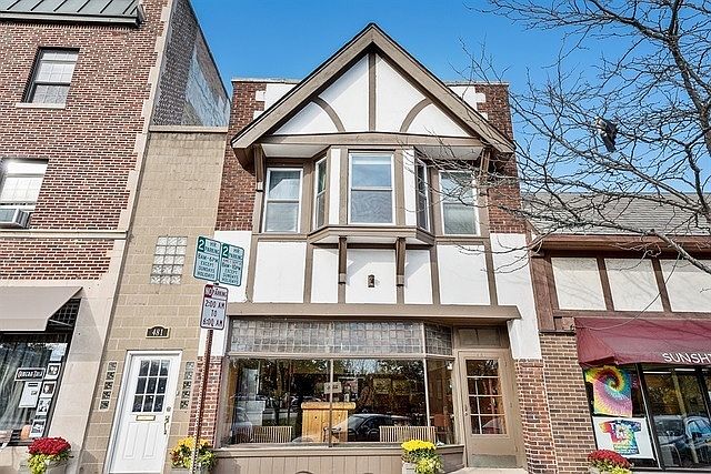 1st image of 481 Roger Williams Ave
