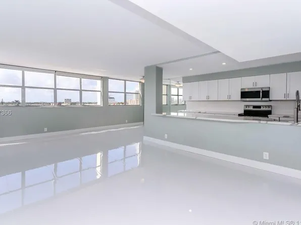 100 Golden Isles Dr APT 613, Hallandale Beach, FL 33009