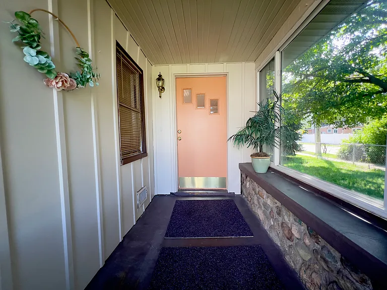 315 E Cowan Ave #1 — Photo 3