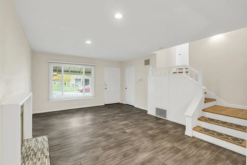 2551 Cumberland Rd — Photo 1