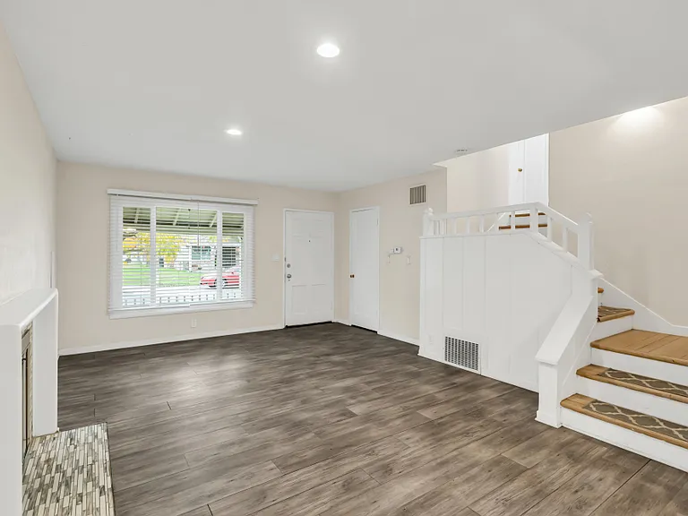 2551 Cumberland Rd — Photo 1