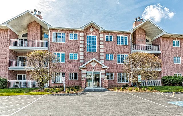 1st image of 11515 Settlers Pond Way #6-1A