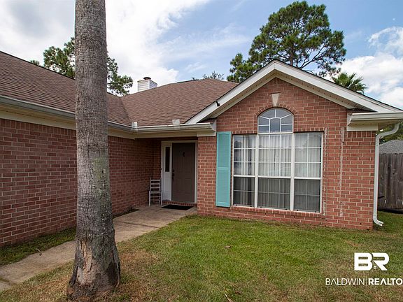 3rd image of 5215 Barracuda St