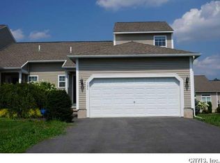 5078 Minuteman Ln, Liverpool, NY 13088