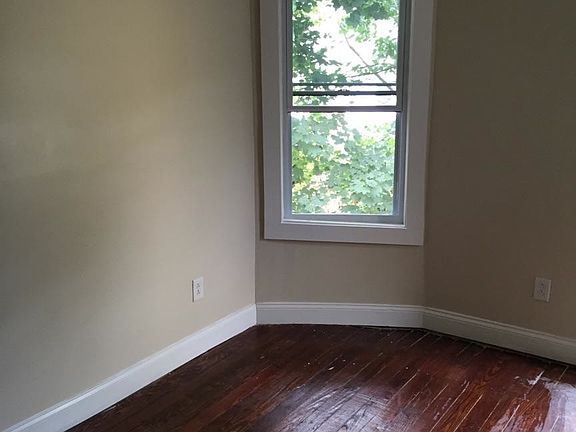 4th image of 253 S 7th Street # Fl 1ST
