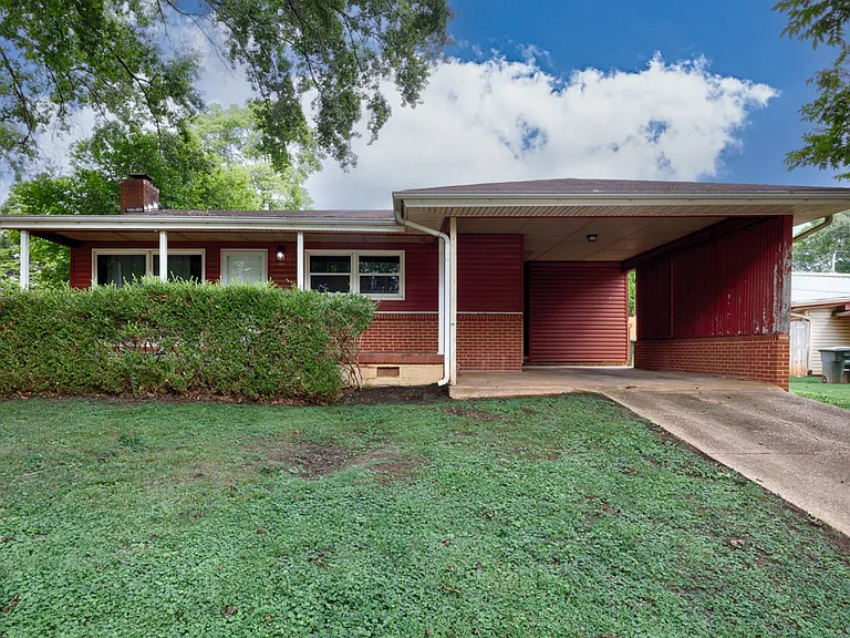 4210 Toftoy Dr SW — Photo 3
