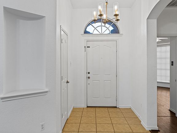 3rd image of 12532 Cottageville Ln