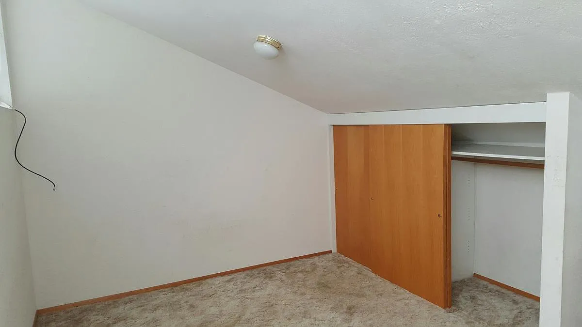3 bed, 1.5 bath, 1243 sqft, $2,100 — Photo 4