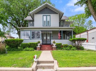 111 N State St, South Whitley, IN 46787