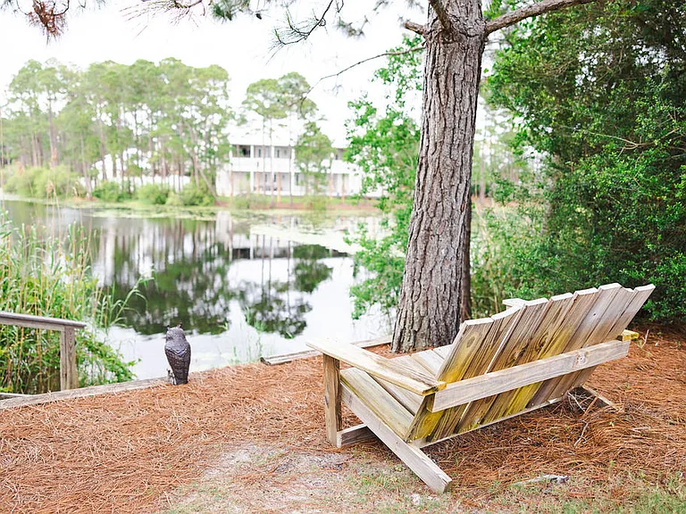 Serene lake resting spots