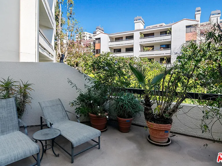 2131 Century Park Ln #118 — Photo 36