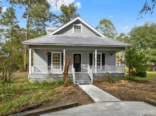 125 Davis St, Madisonville, LA 70447