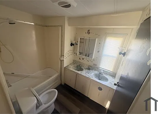205 Meadowbrook Dr — Photo 5