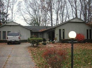 5918 Creekside Ln, North Ridgeville, OH 44039