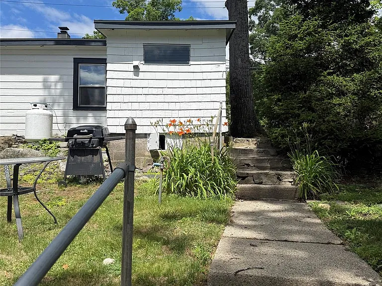 240 Jersey Ave — Photo 26