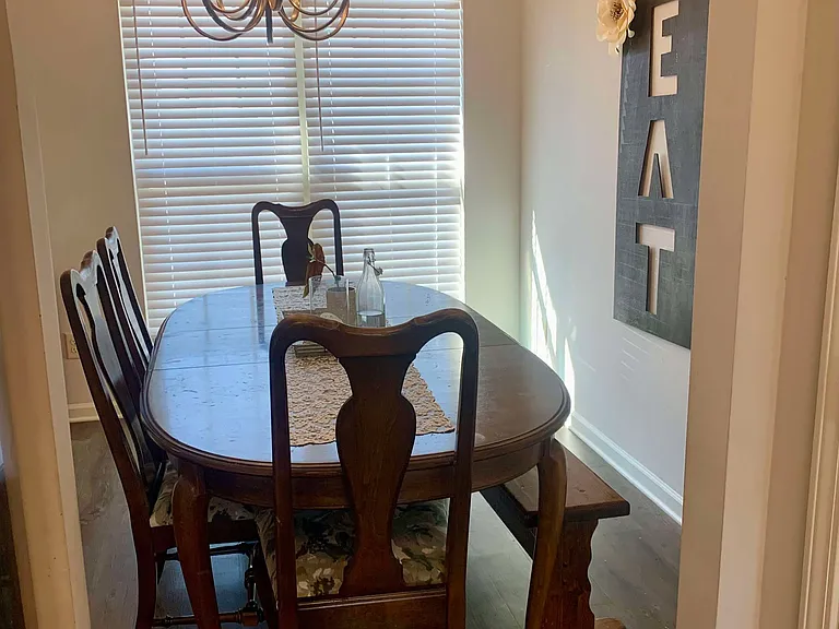 607 George Dr — Photo 17