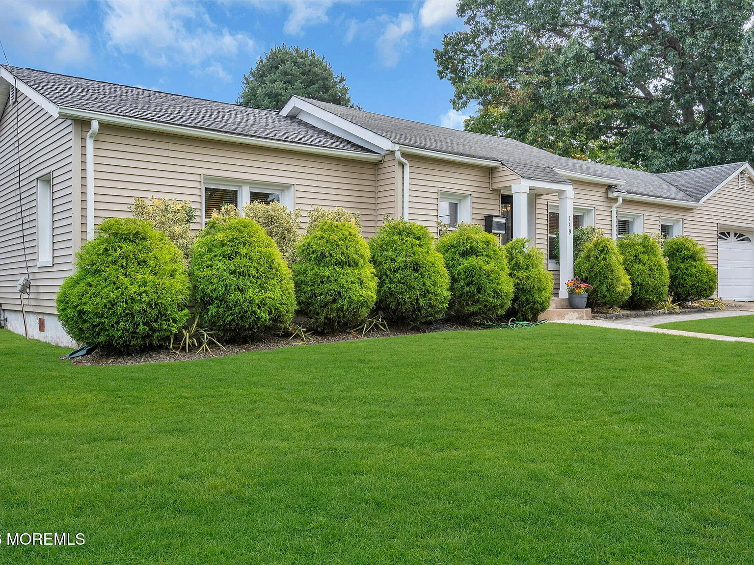 3 bed, 1238 sqft, $3,300 — Photo 4