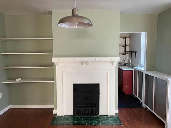 2nd image of 1075 Flemington St Floor 1