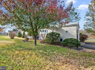 92 Robin Ln, Sellersville, PA