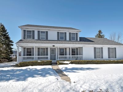 804 Centennial Dr, Hampshire, IL, 60140