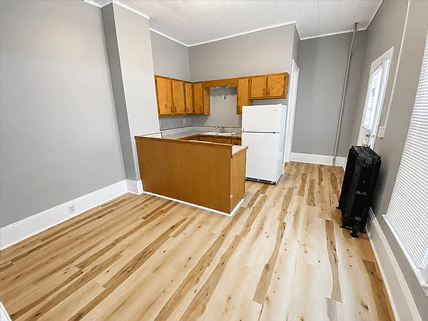 300 Steward Ave #2 — Photo 3