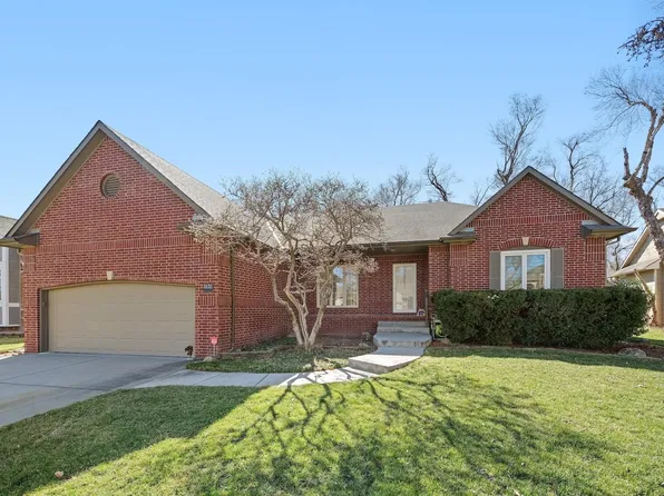 3131 N Forest Lakes Ct, Wichita, KS 67205
