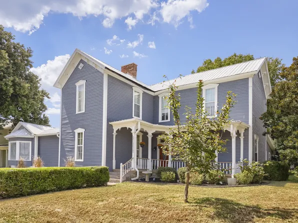 1000 S High St, Columbia, TN 38401