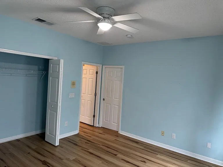 420 Park Lake Dr — Photo 46
