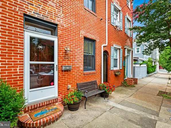 319 S Wolfe St, Baltimore, MD 21231