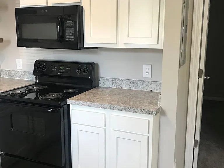 1131 Woodruff Ave — Photo 15