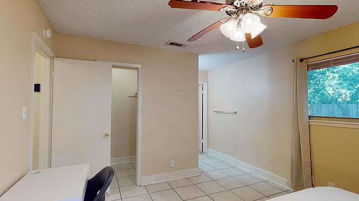 9104 Quail Creek Dr #A — Photo 8